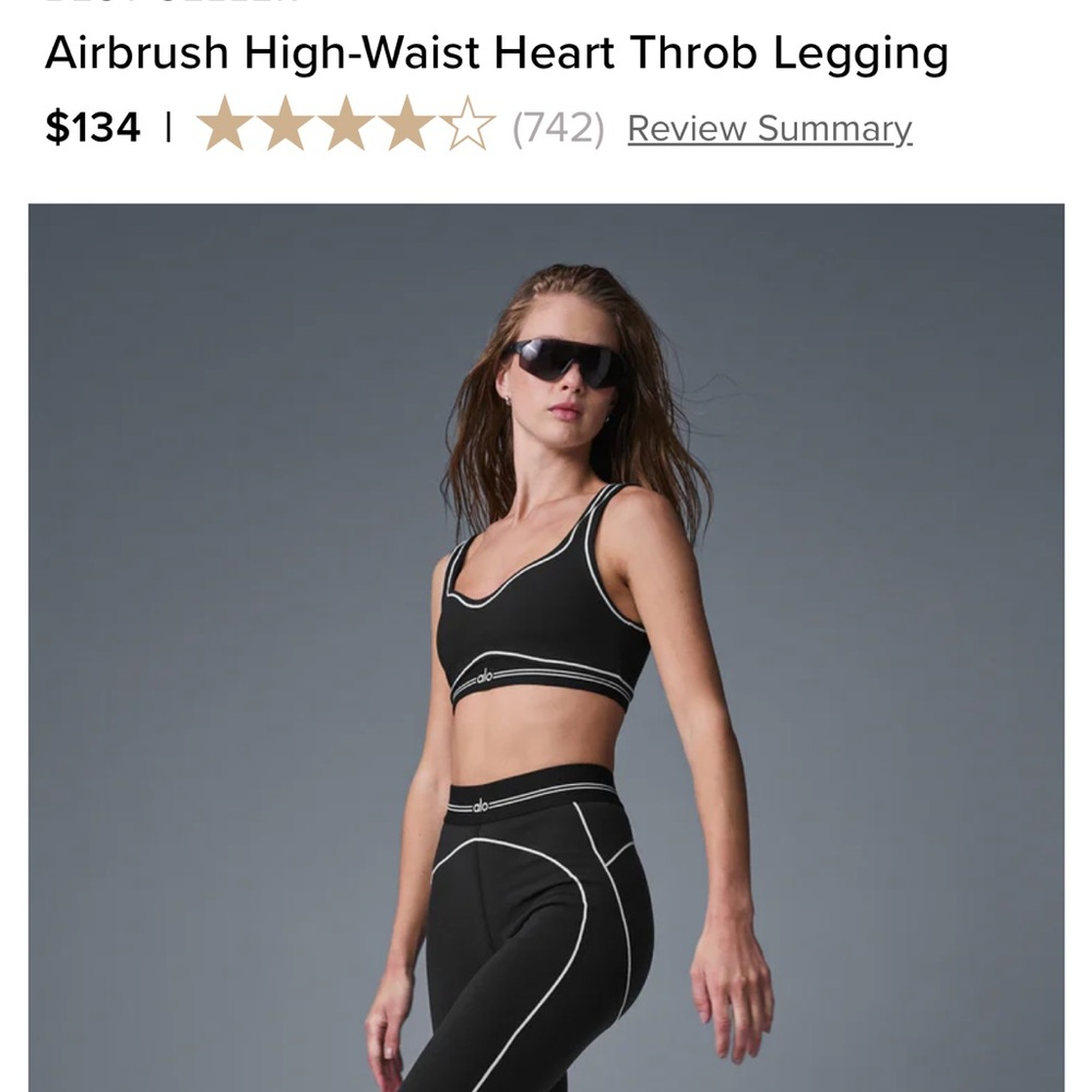 Alo heart throb workout set (both bra & leggings)